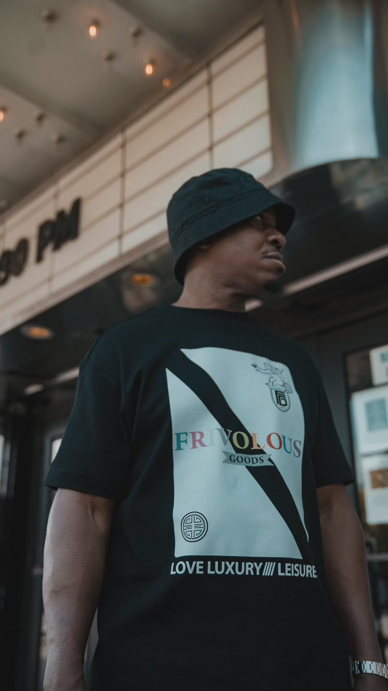 LOVE LUXURY /// LEISURE TEE (BLACK)